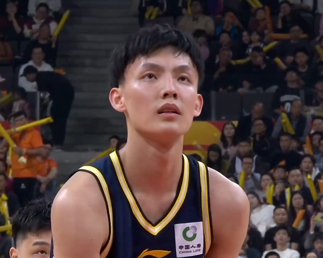 pg官网-广东3消息！徐杰伤情更新，杜锋遭外援指控，朱芳雨引援目标曝光